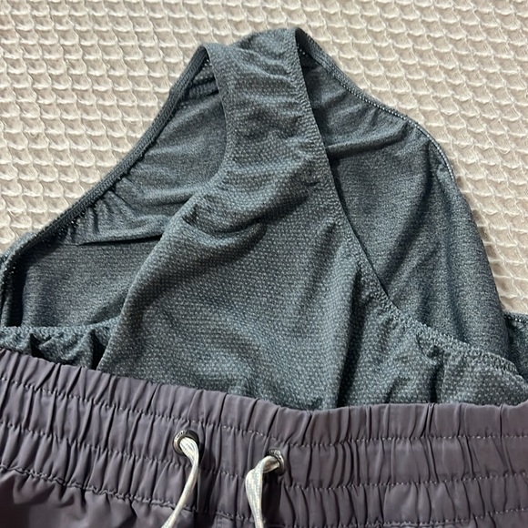 Vuori Clementine Short 2.0 Women's Performance Shorts Size L Color sawyer - Picture 9 of 10